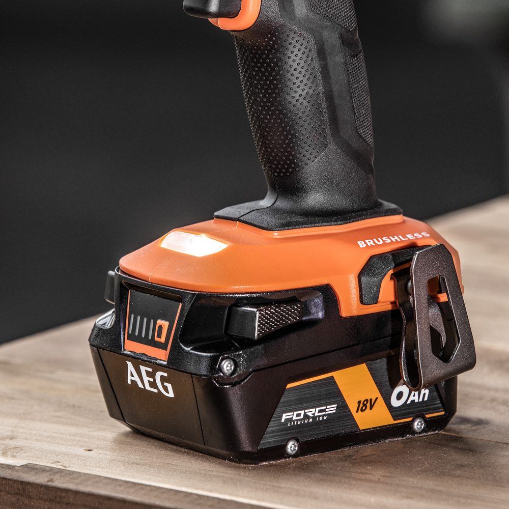 AEG 18V Brushless Sub Compact 4-Mode Impact Driver (A18SIDBL0) in action 