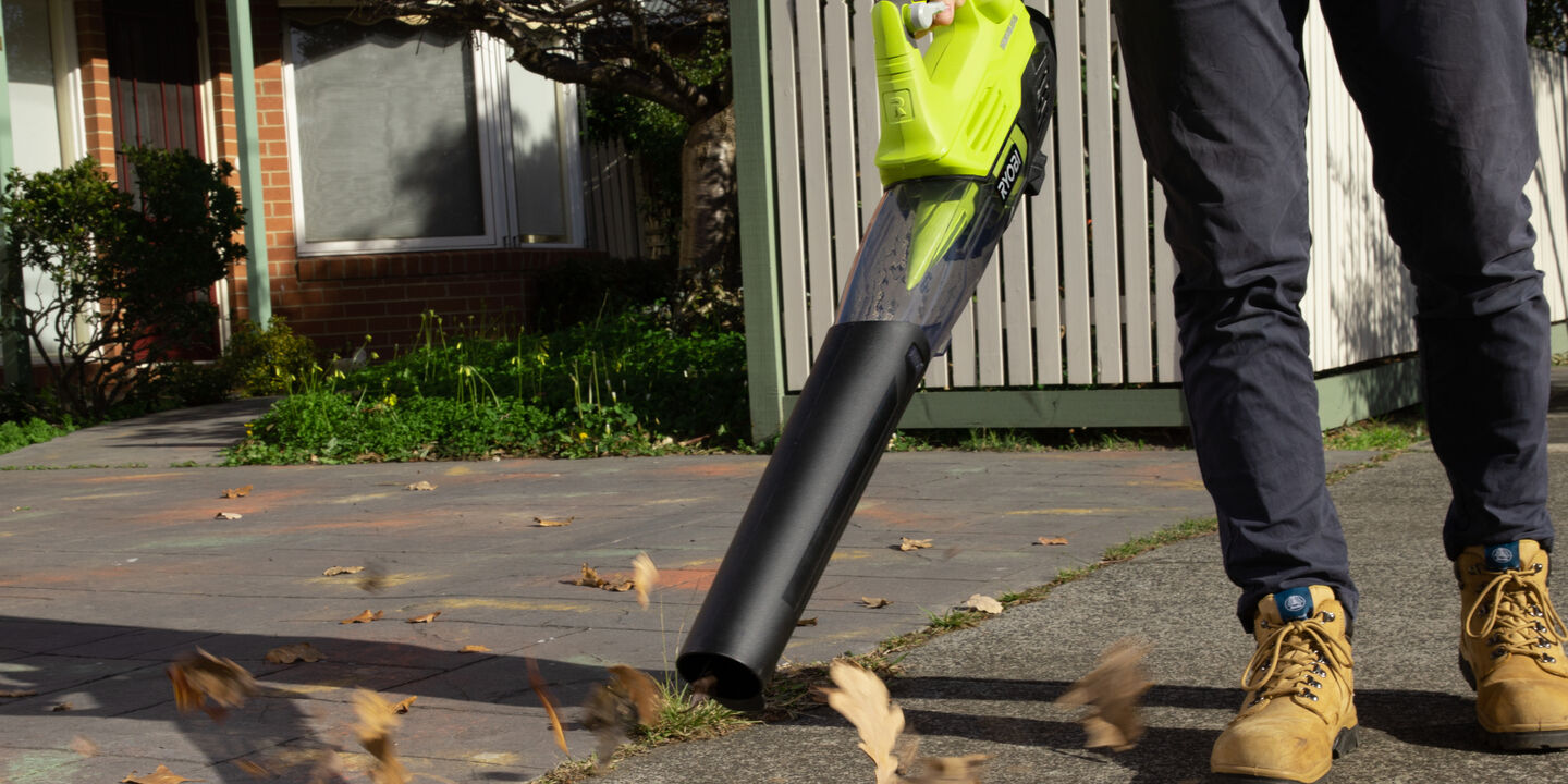 Ryobi cordless discount leaf blower vacuum